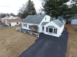 1071 Inner Dr, Schenectady, NY 12303