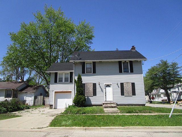 1st image of 534 N Poplar St
