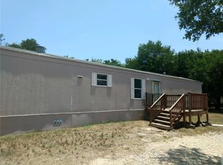 299 Legend Oaks Dr, Dale, TX 78616