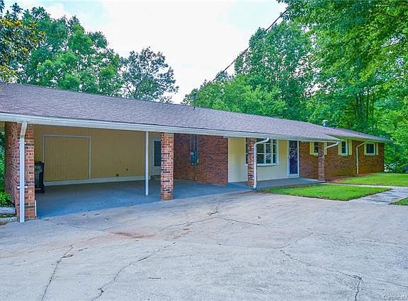 3rd image of 355 14th Avenue Dr SW