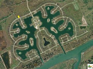 14 W Lago Loop Rd, Pt O Connor, TX 77982