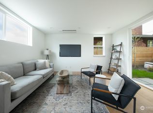 8310 9th Ave NW, Seattle, WA 98117