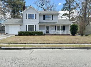 202 Audubon Dr, Jacksonville, NC 28546