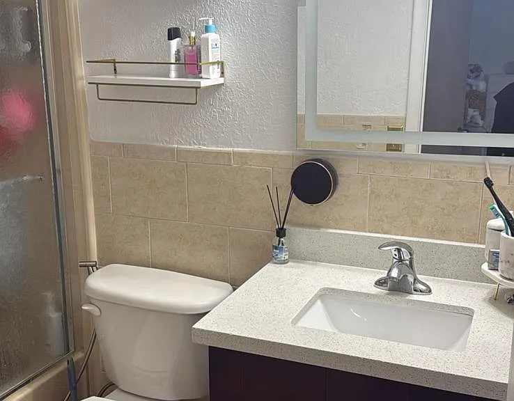 1350 W 53rd St #1 — Photo 7