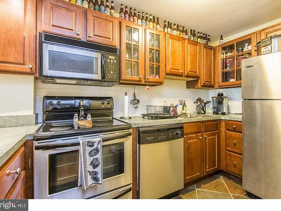 3rd image of 400 S 2nd St #406B