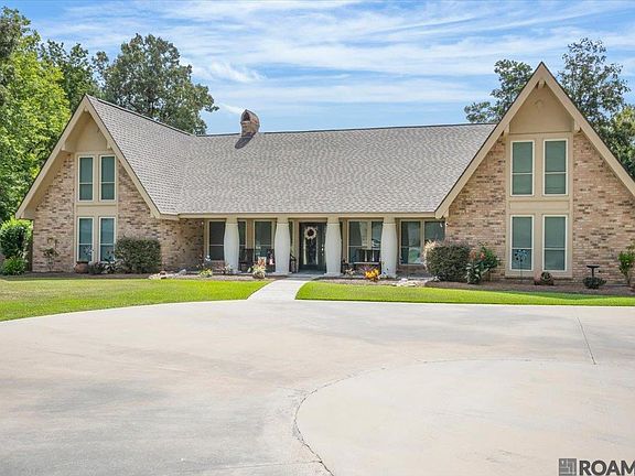2nd image of 7988 Chaperral Dr