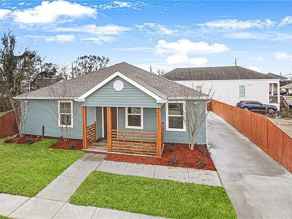 2nd image of 8626 Palmetto St