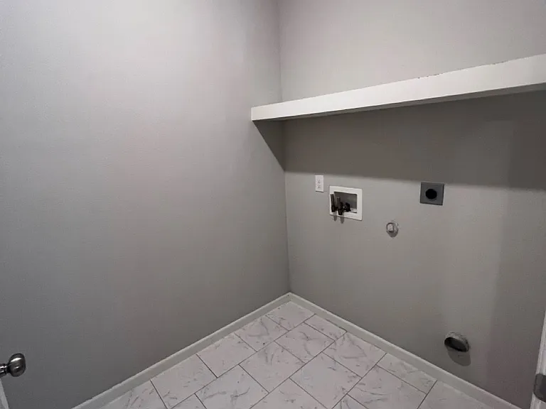 2716 Ginger Ct — Photo 6