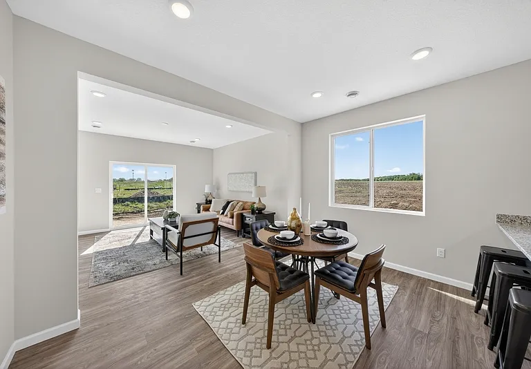 1805 Lynx Pl SE — Photo 4