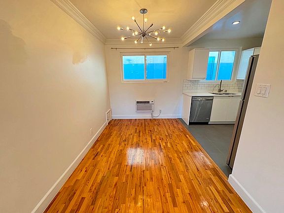 5th image of 8665 Pickford St APT 8