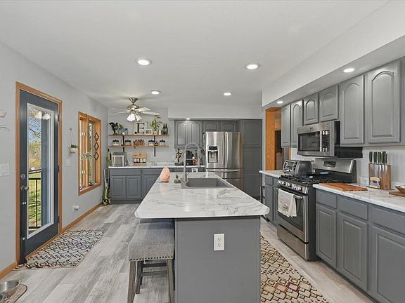 4th image of 5887 W Marigold Ln