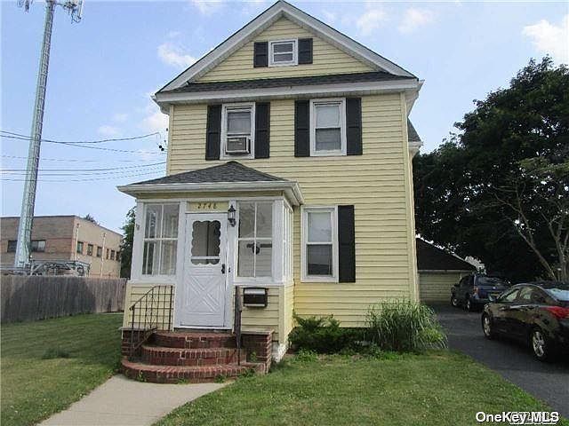 1st image of 2748 Wilson Ave
