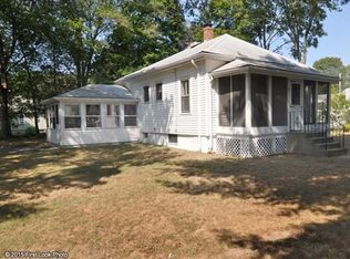 80 Bloomfield St, Seekonk, MA 02771