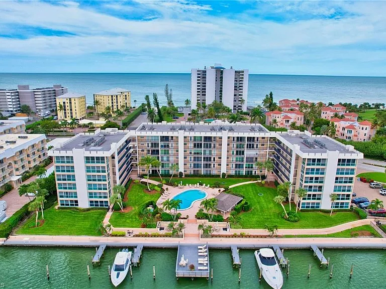 3500 Gulf Shore Blvd N #408 — Photo 31