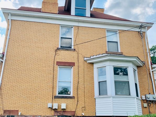 22 Stanford Ave