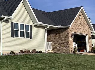 1417 Flossmoor Ave, Washington, IL 61571