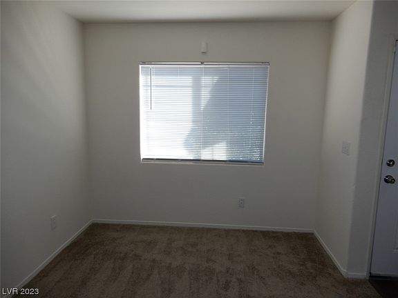 4th image of 5236 Paradise Skies Ave