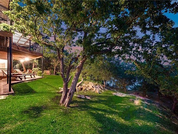 2nd image of 817 Cimmarron Bay Dr