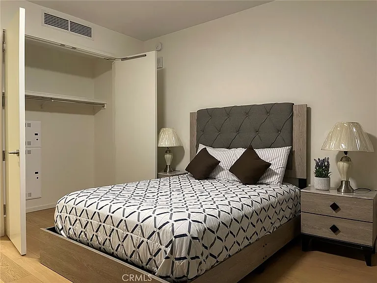 877 Francisco St #1123 — Photo 8