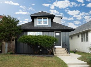 7642 S Merrill Ave, Chicago, IL 60649