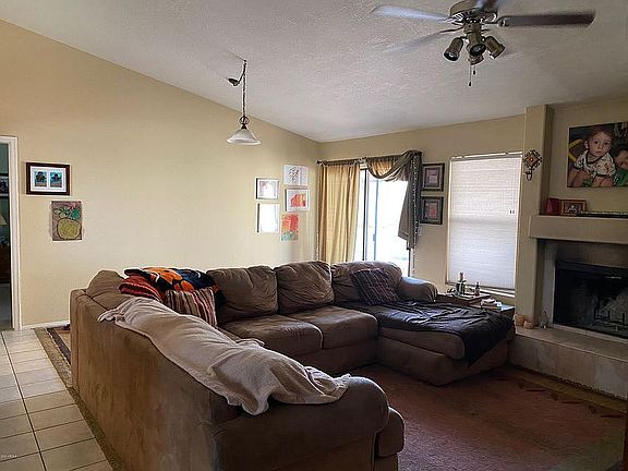 5th image of 3812 E Marconi Ave