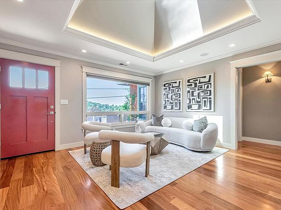 5th image of 342 Lakeview Way