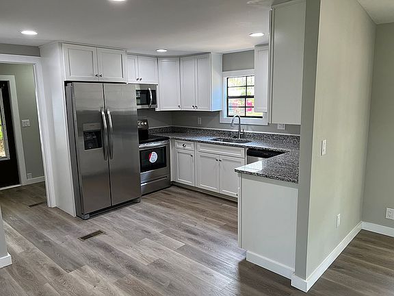 New stainless appliances