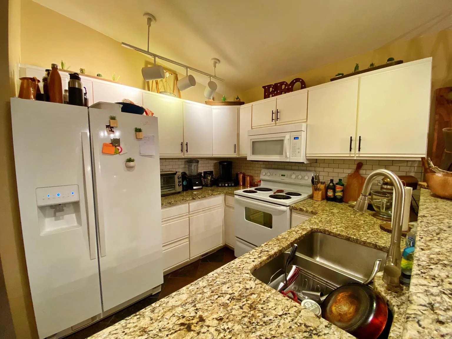 18278 W 58th Pl — Photo 4