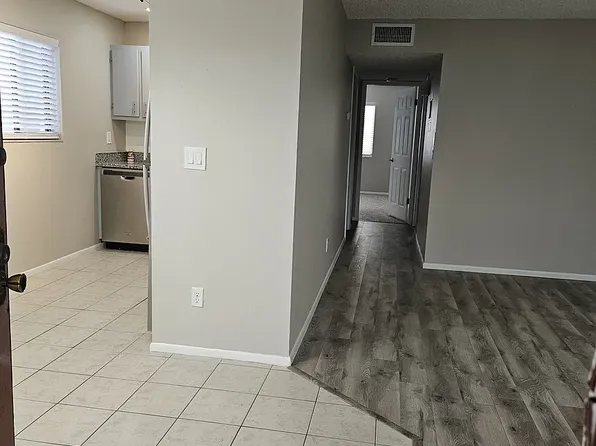 3300 Fox Chase Cir N, Palm Harbor, FL