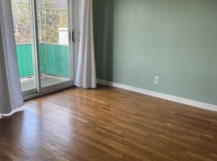 70-02 62nd Ave FLOOR 3, Middle Village, NY 11379