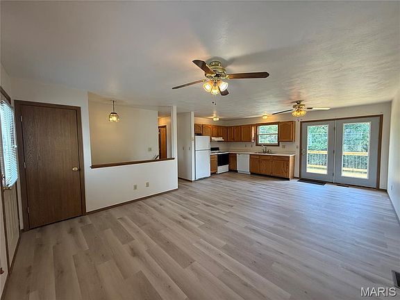 5th image of 3209 College Ave