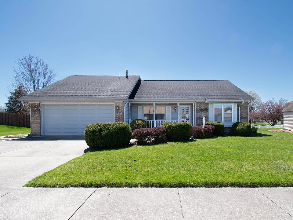 1st image of 1404 Knoll Crest Dr