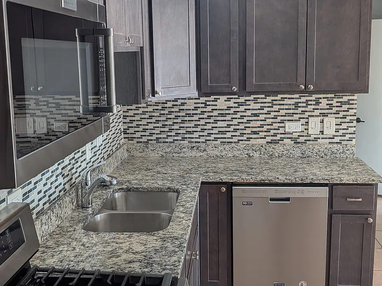 9606 Kedvale Ave #1A — Photo 11