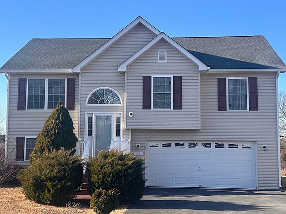2nd image of 92 Embassy Ct