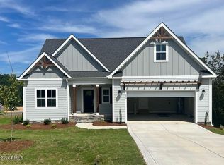 205 Bartlett Ct, Carthage, NC 28327