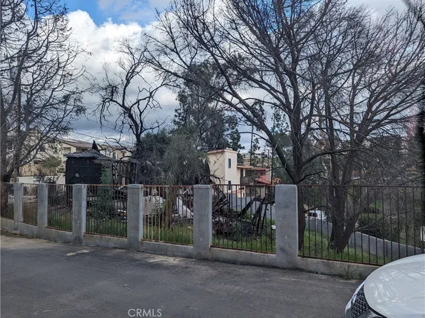 21601 Mayan Dr, Chatsworth, CA 91311