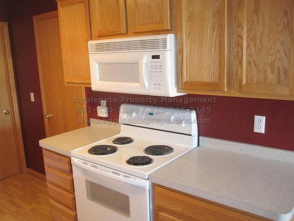 3rd image of 6904 Benton Way
