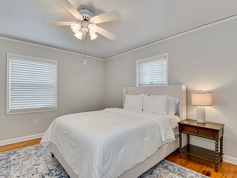 904 Highland Ave — Photo 30