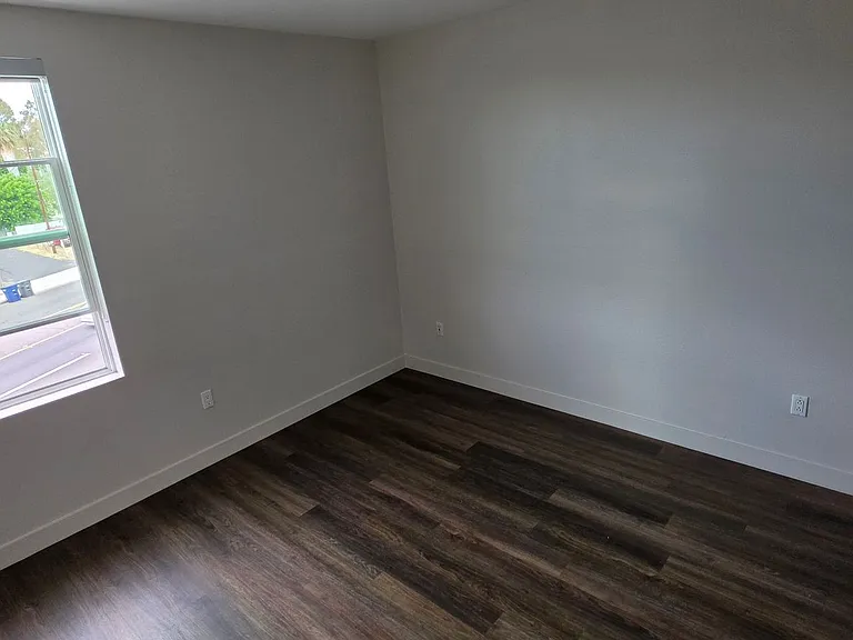 NV Lofts — Photo 35