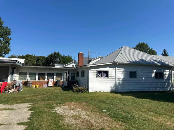 318 Brookville St, West College Corner, IN 47003