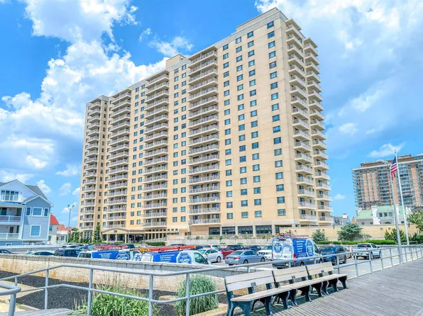 5000 Boardwalk APT 211, Ventnor City, NJ 08406