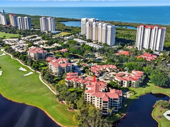 7040 Pelican Bay Blvd, Naples, FL