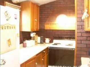 380 Mishnock Rd, West Greenwich, RI 02817