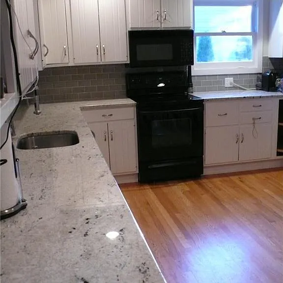 19 Hickory Dr — Photo 6
