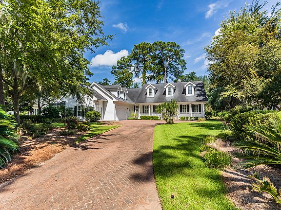 Loads of curb appeal