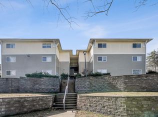 303 Smith Level Rd APT C31, Chapel Hill, NC 27516