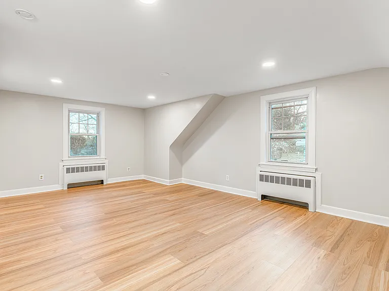 119 Green St — Photo 17