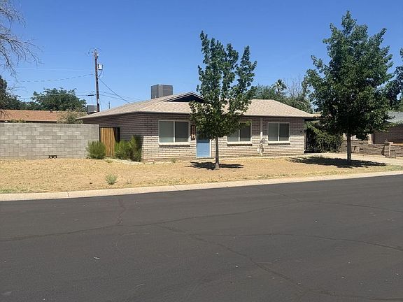 3rd image of 2944 S Heather Ln