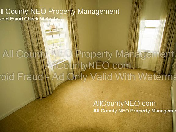 4th image of 759 Meadowbrook Ave SE
