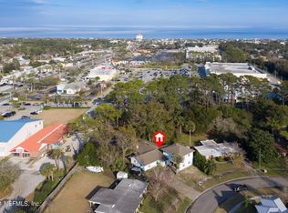 1001 Oceanwood Dr N, Neptune Beach, FL 32266